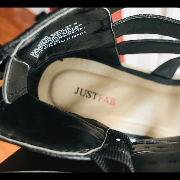 JUSTFAB Black and white Flat sandals - Picture 4 of 4